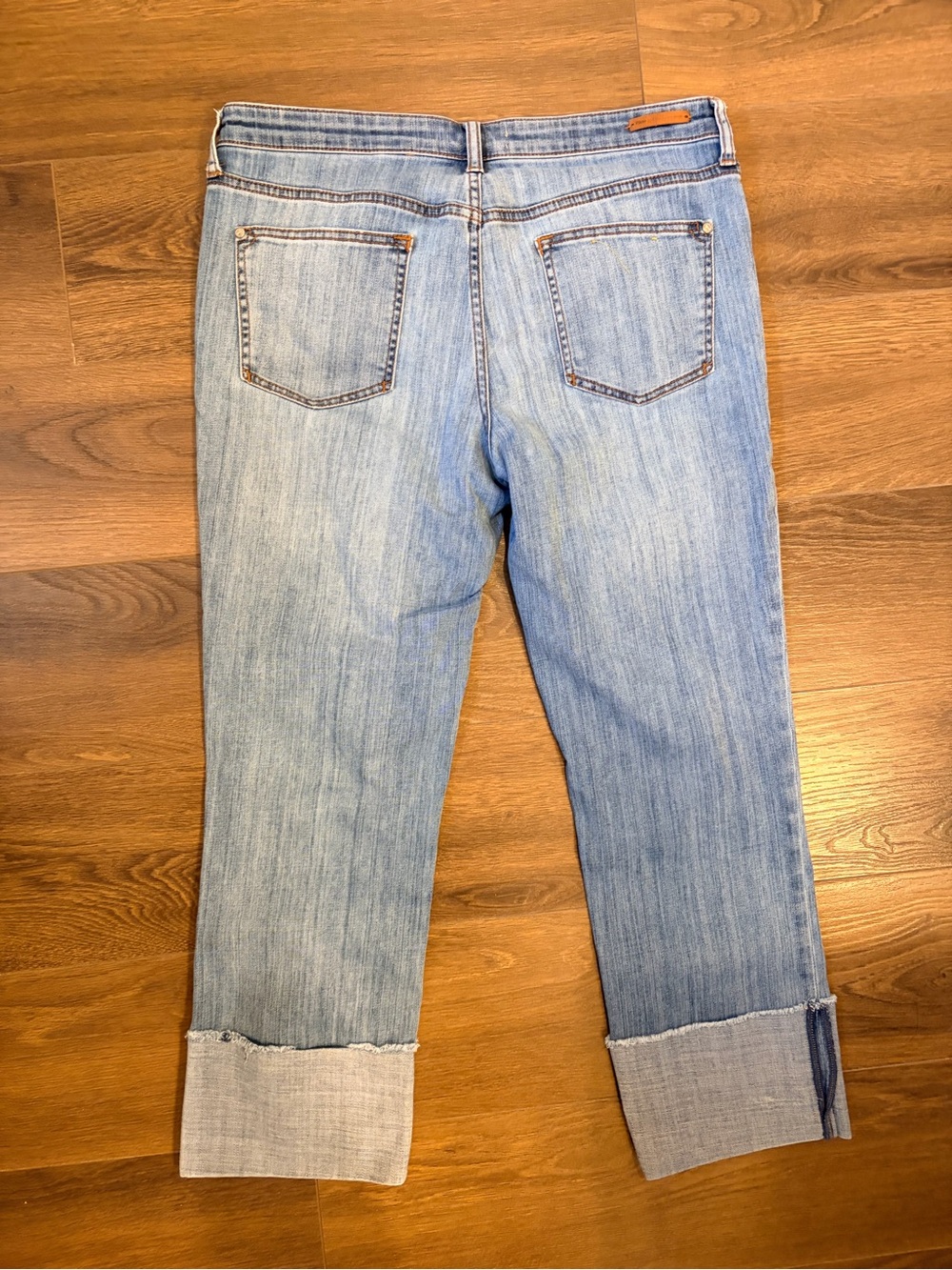 Pilcro Hyphen mid-rise Cuffed cropped jeans size 30 - Picture 4 of 7
